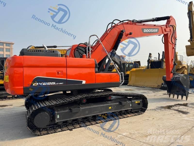 Doosan DX 225 LC-9C 대형 굴삭기 29톤 이상