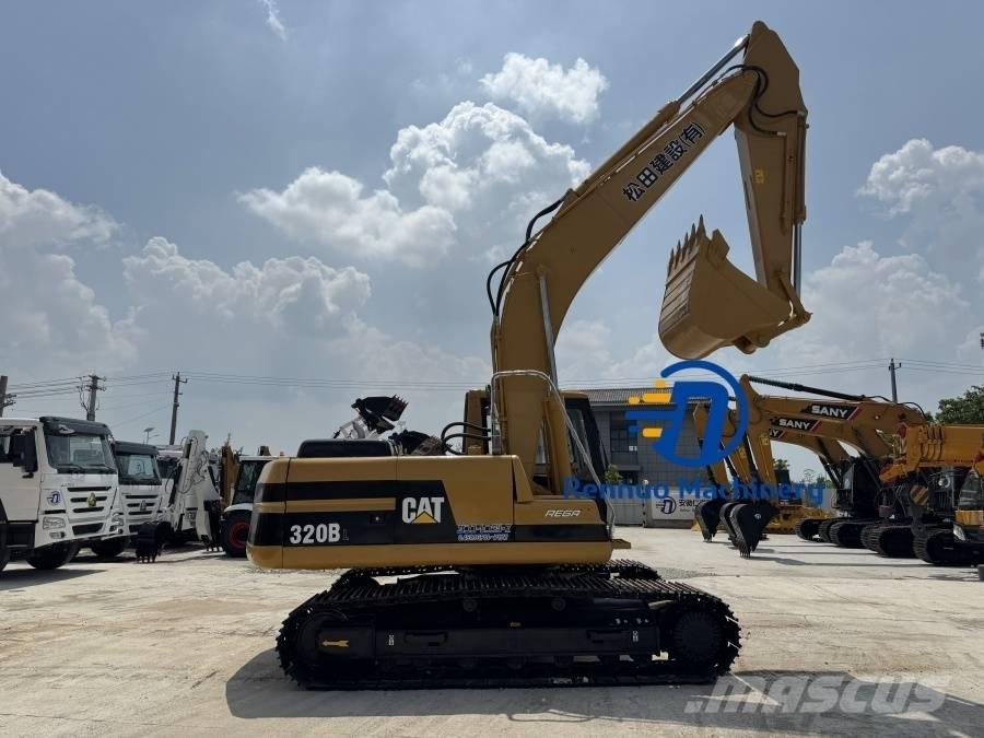 CAT 320 BL 대형 굴삭기 29톤 이상