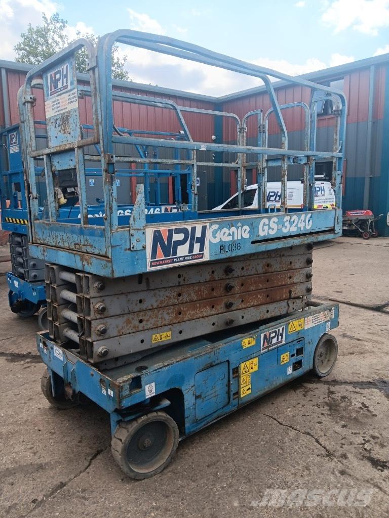 Genie GS 3246 가위형 리프트