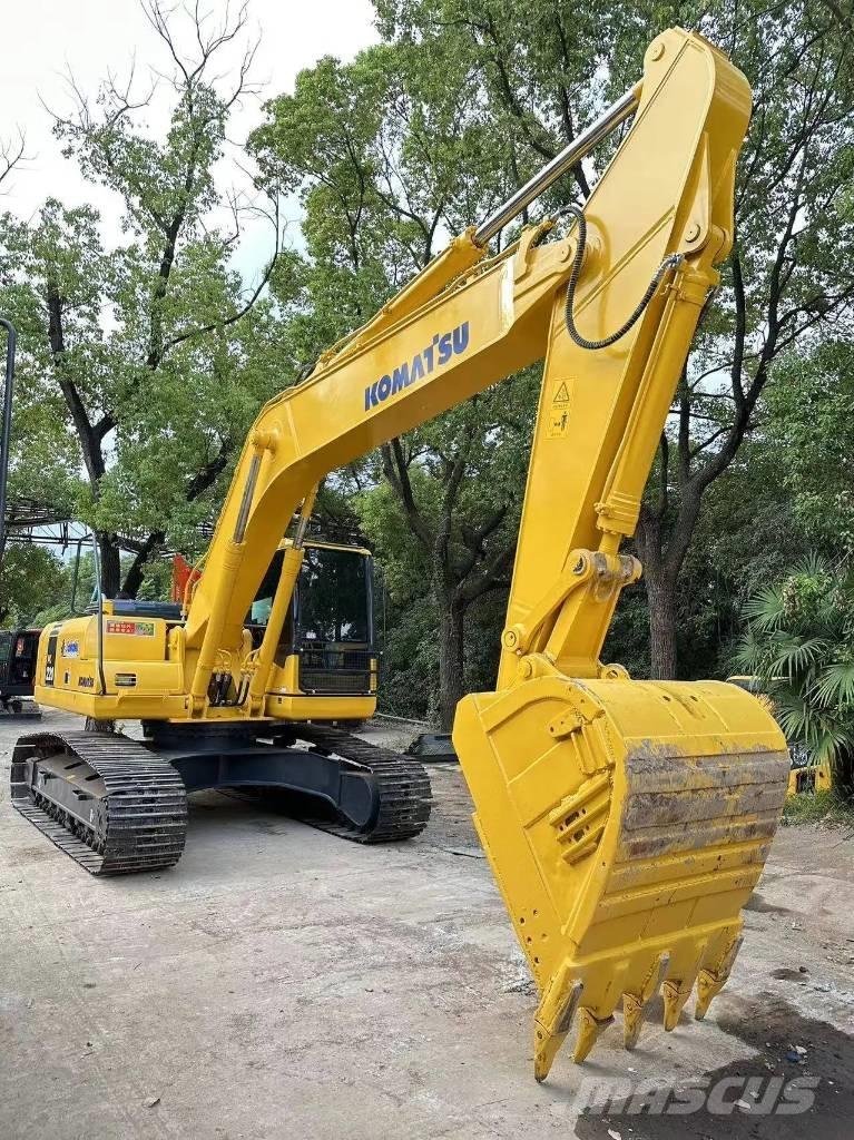 Komatsu PC 220-7 대형 굴삭기 29톤 이상