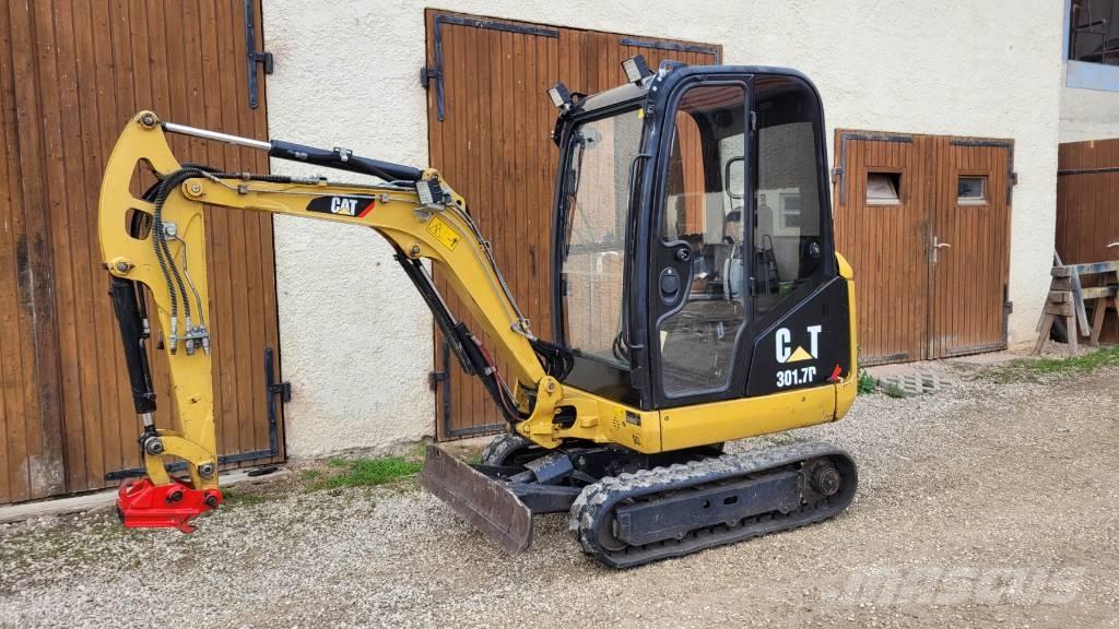 CAT 301.7 D 소형 굴삭기 7톤 미만