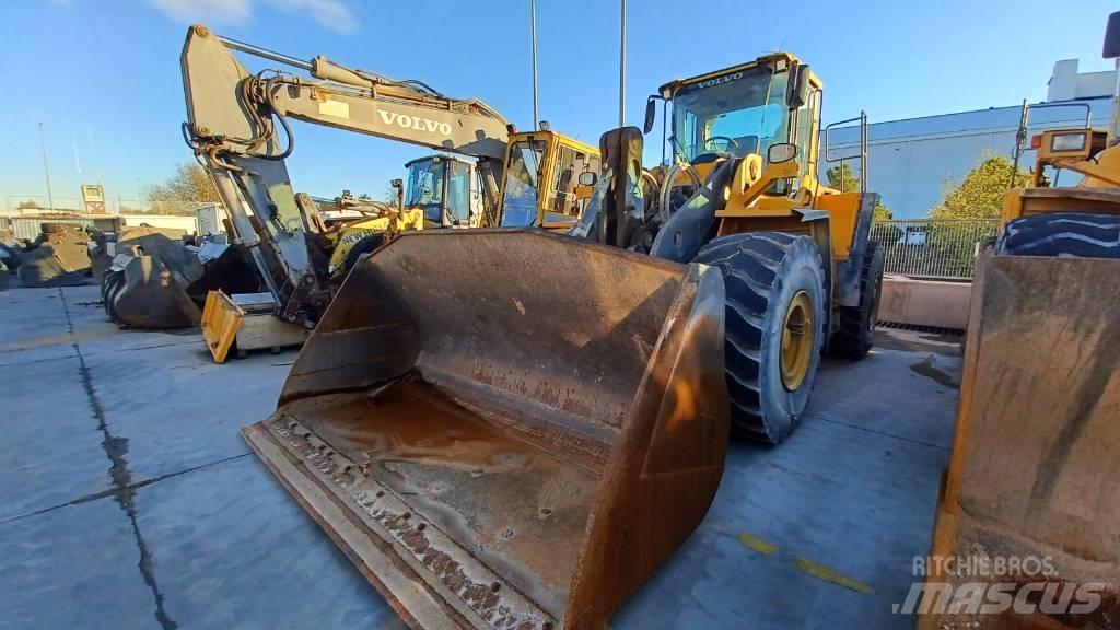 Volvo L 150 F  휠로우더