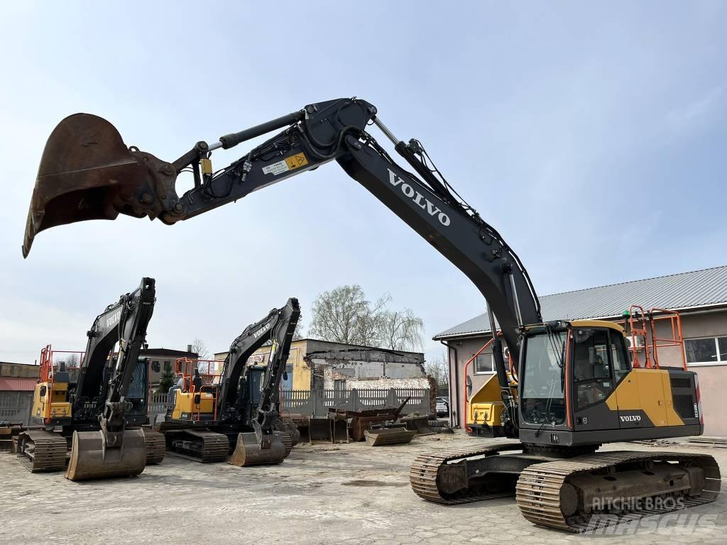 Volvo EC 220 E 대형 굴삭기 29톤 이상