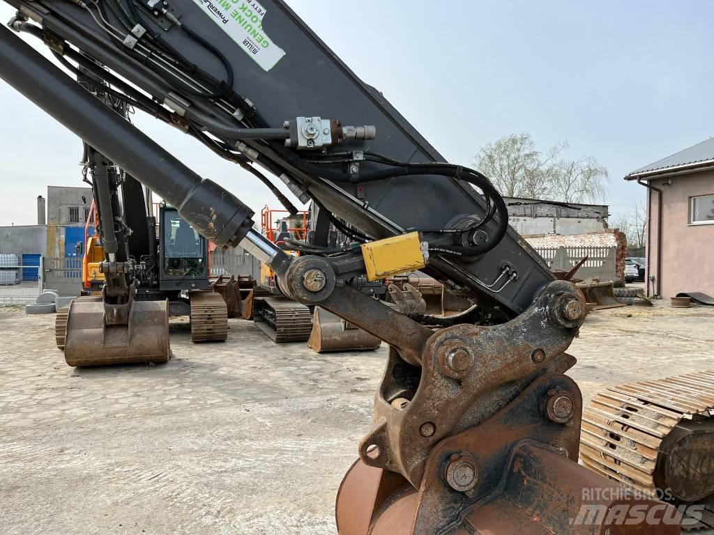Volvo EC 220 E 대형 굴삭기 29톤 이상