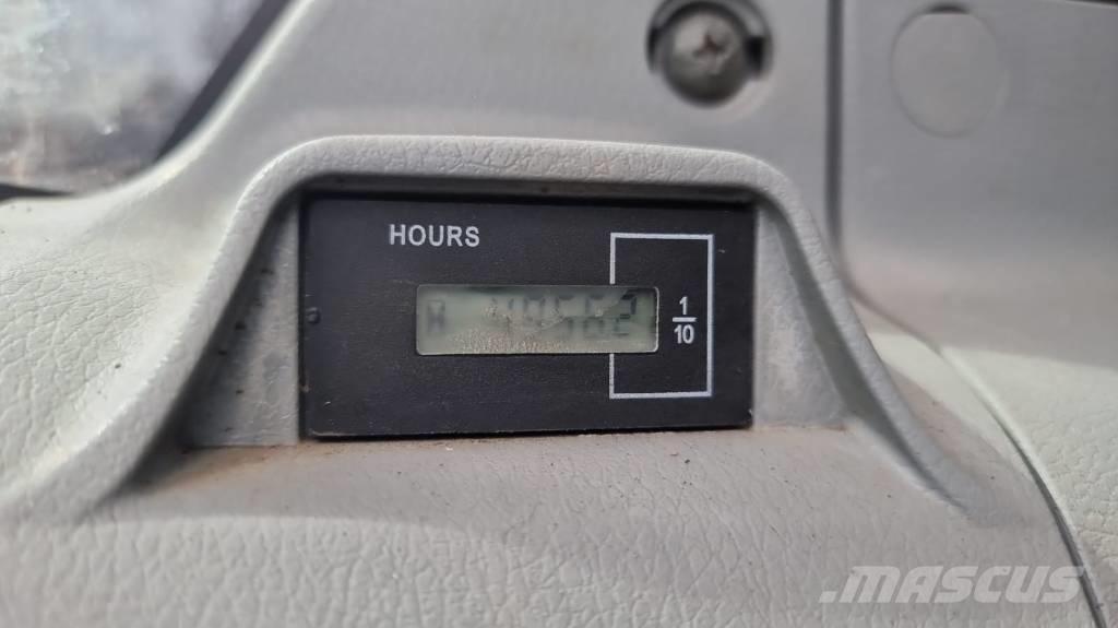 Doosan DX 140 LC-3 대형 굴삭기 29톤 이상