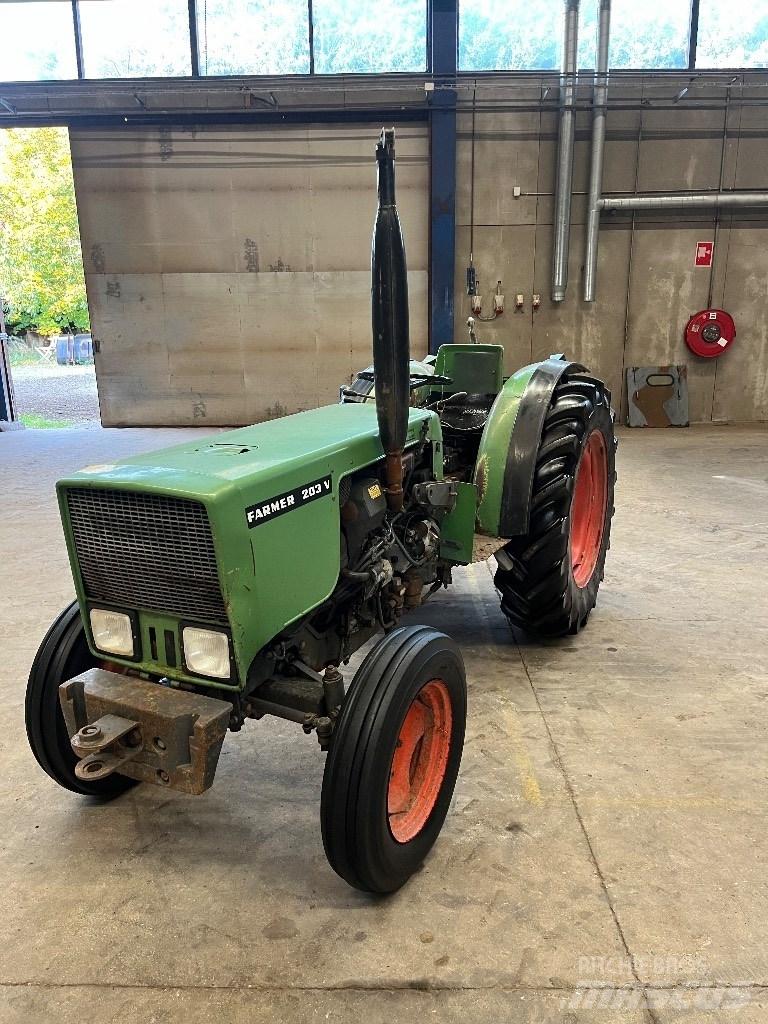 Fendt 203 트랙터