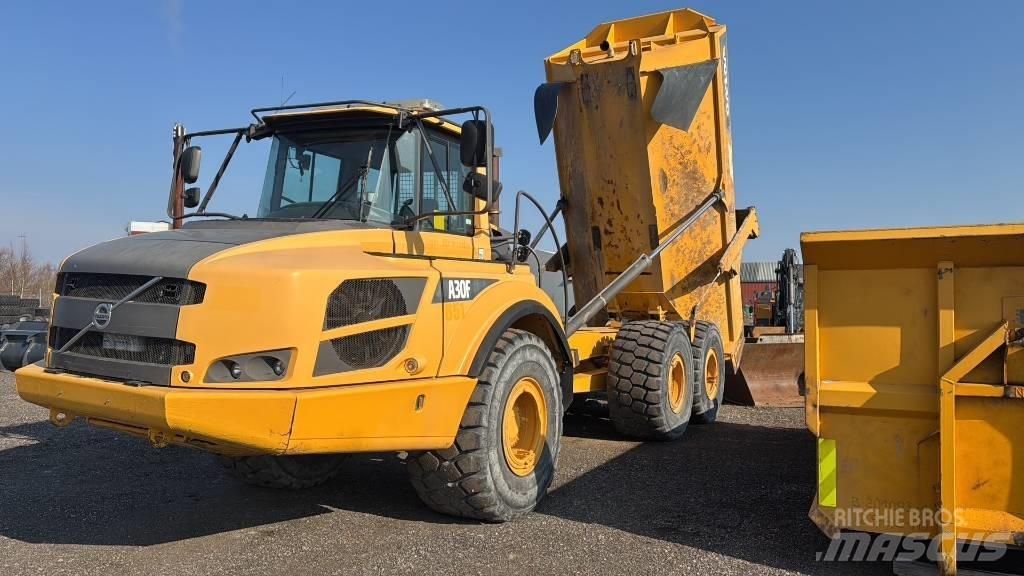 Volvo A 30 F 연결식 홀러