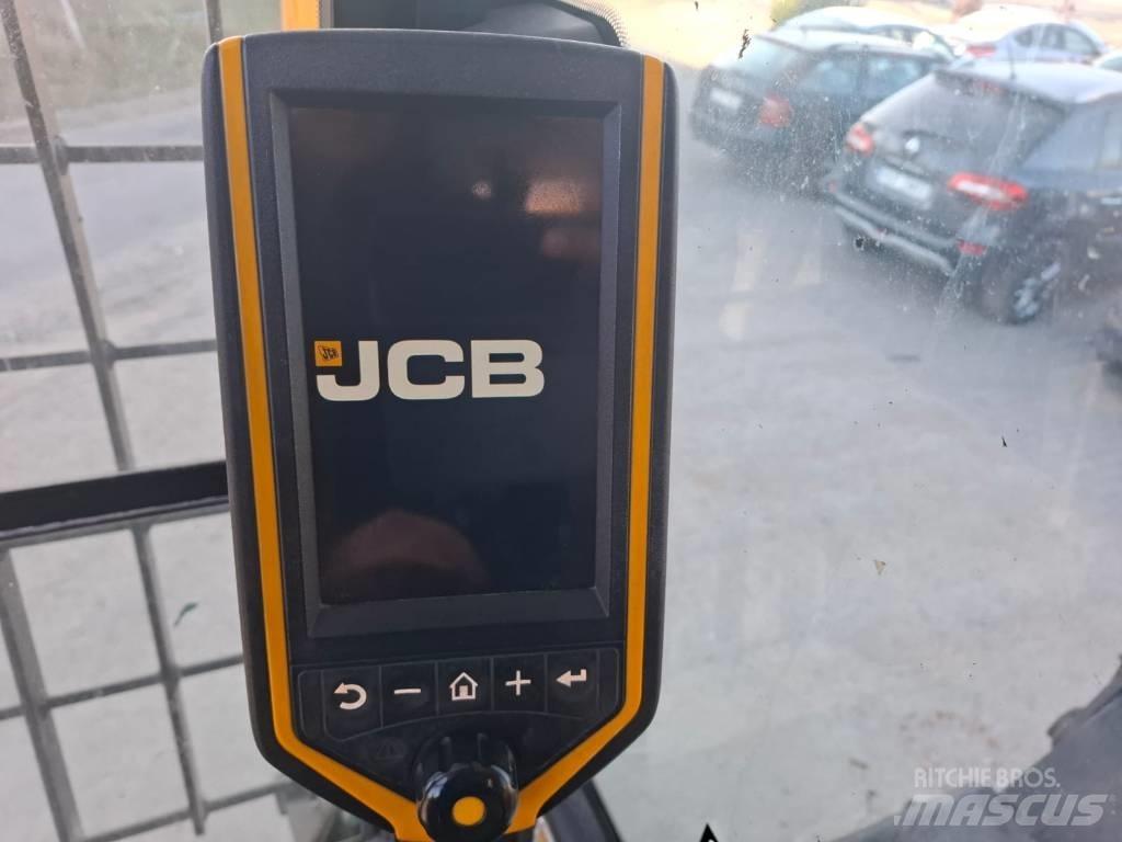 JCB JS 200 W  휠 굴삭기