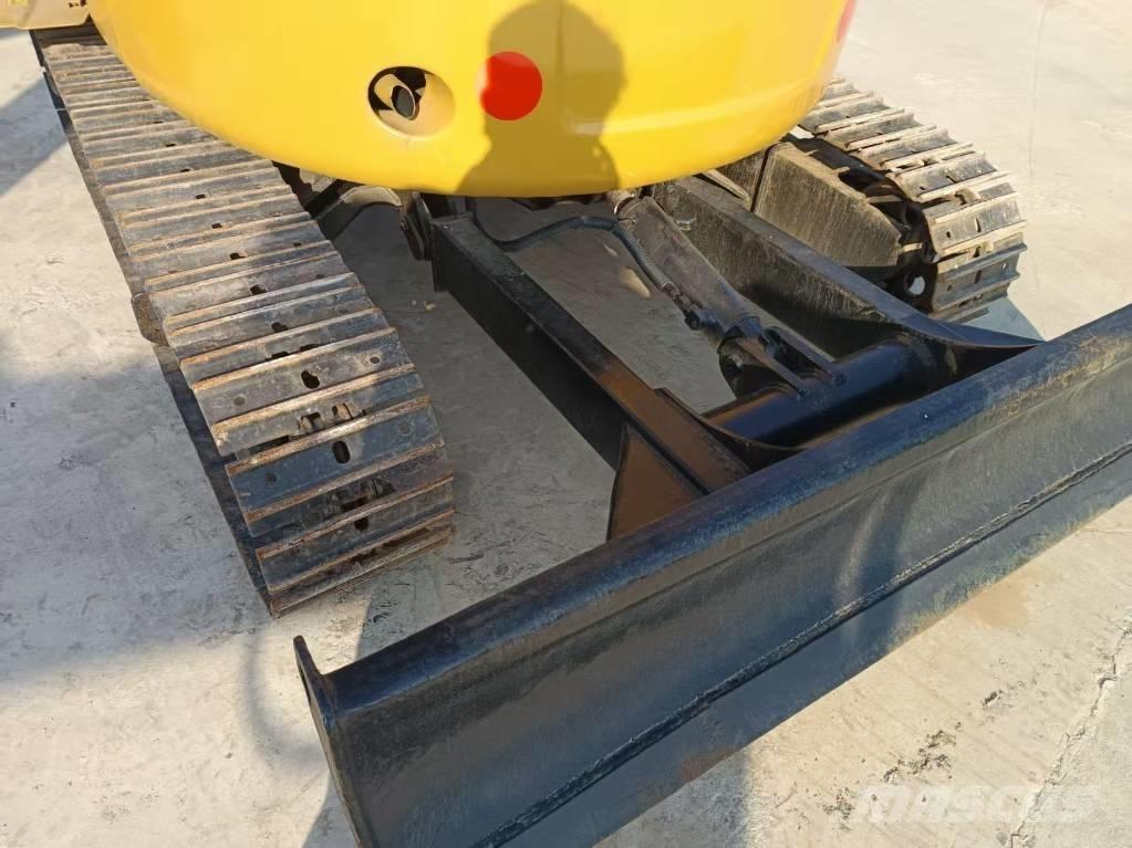 CAT 303 E CR 대형 굴삭기 29톤 이상