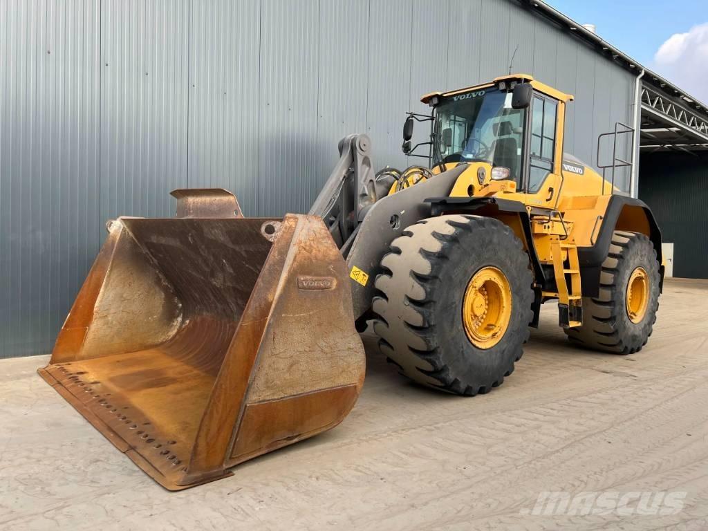 Volvo L220H  휠로우더