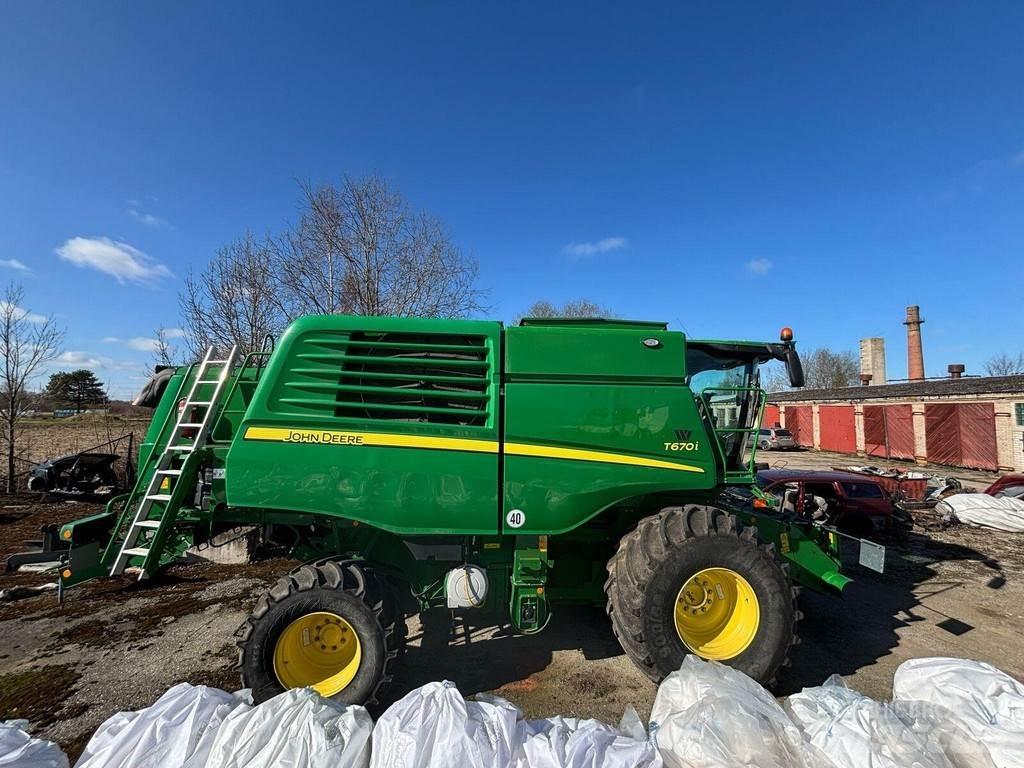 John Deere T670 콤바인 수확기