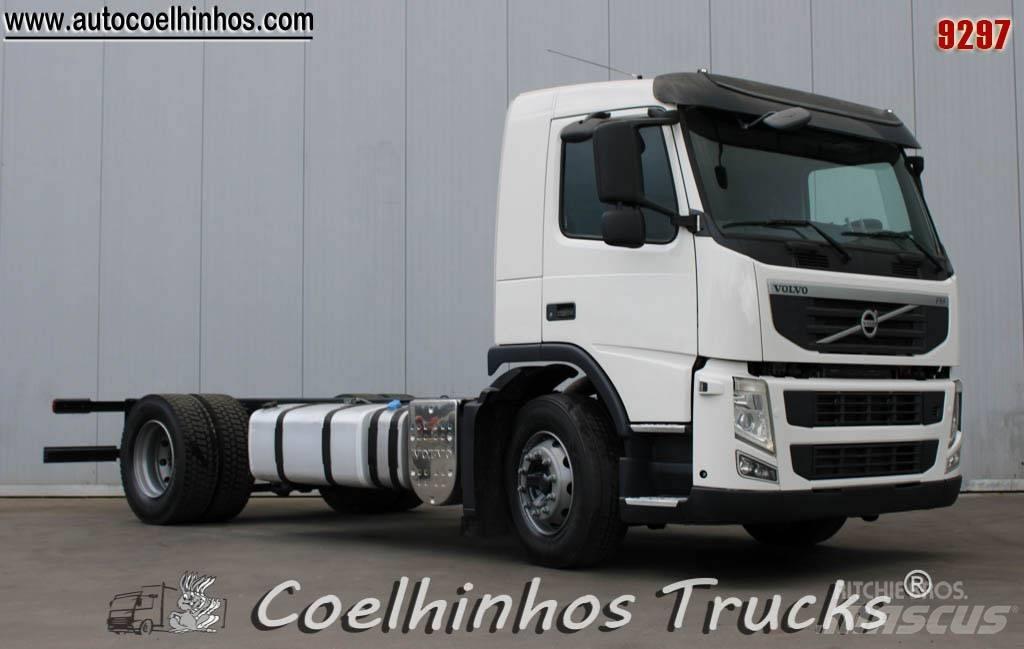 Volvo FM 330 새시 운전실 트럭