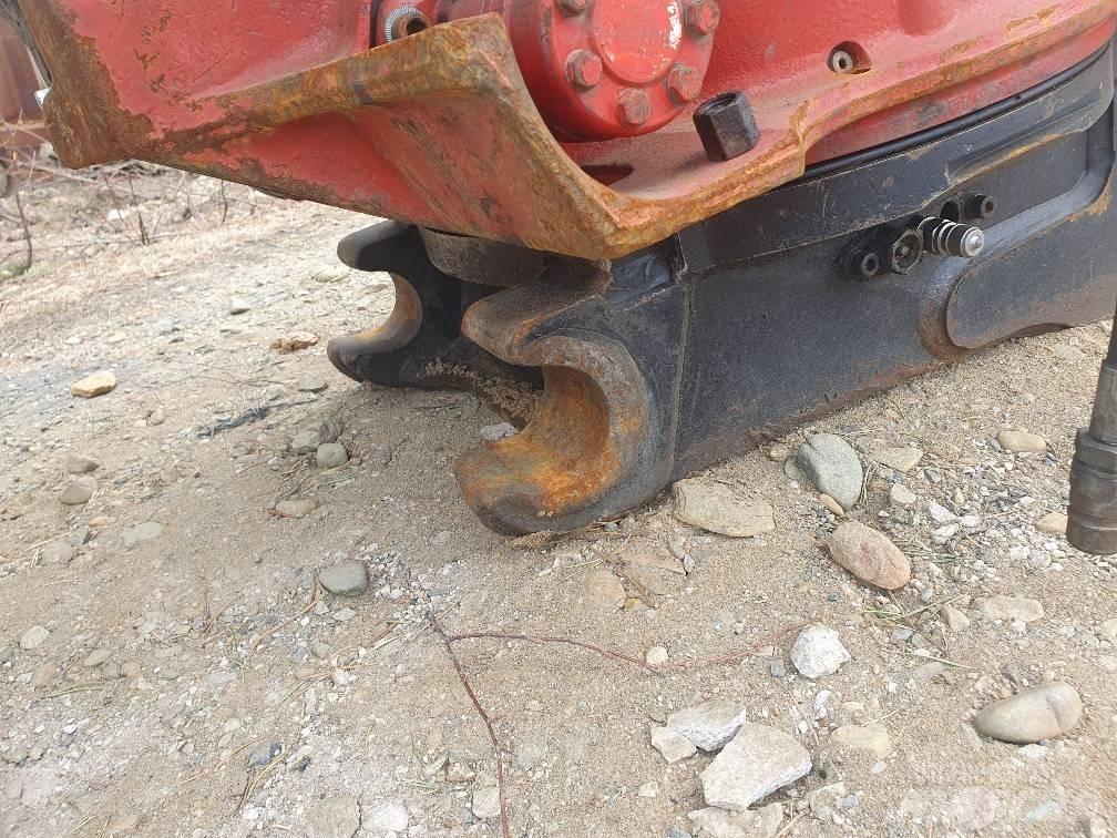  Cat. 320e 대형 굴삭기 29톤 이상