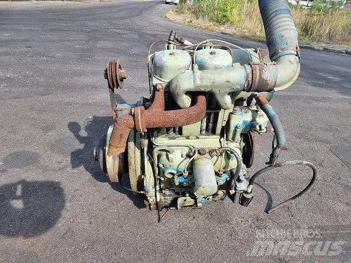 Engines F2L912 운송 장비 - 기타