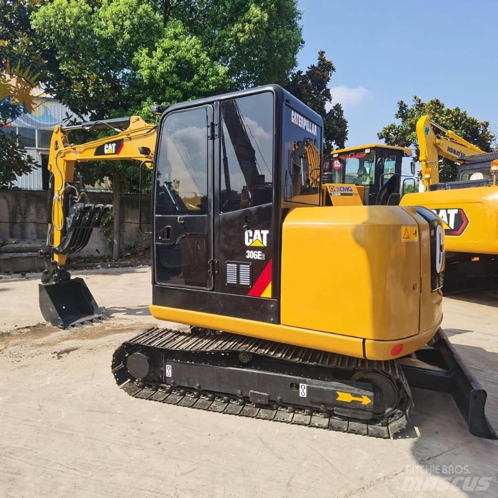 CAT 306 E2 소형 굴삭기 7톤 미만
