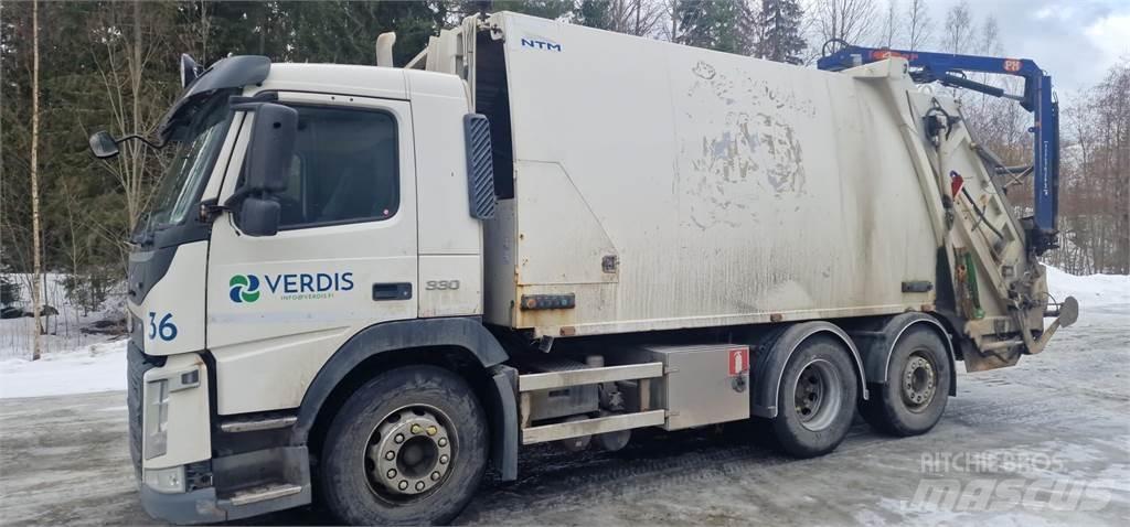 Volvo FM 330 폐기물 수거 트럭