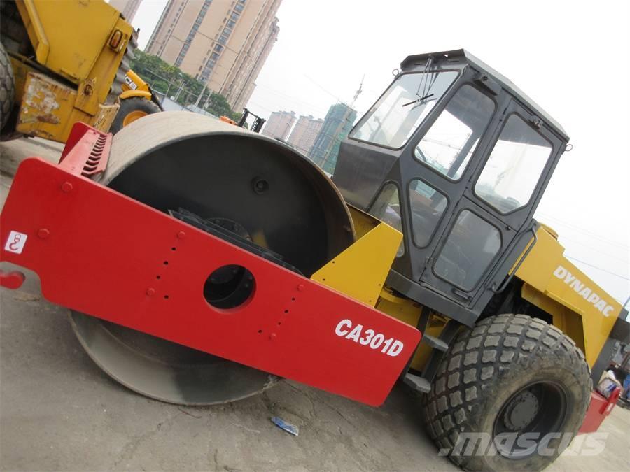 Dynapac CA 301 D 싱글 드럼 롤러