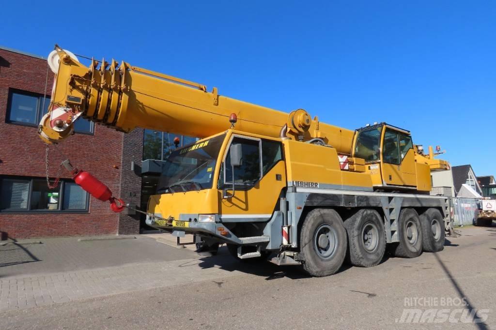 Liebherr LTM 1060-2 A/T 크레인