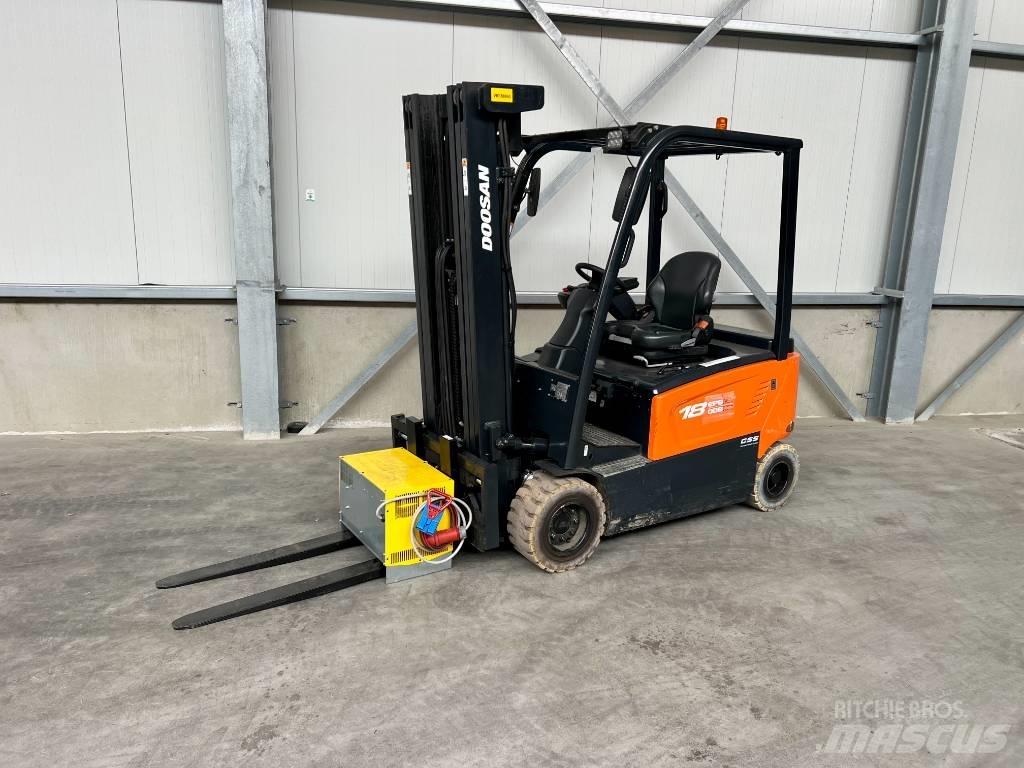 Doosan B 18 X-7 전동 지게차
