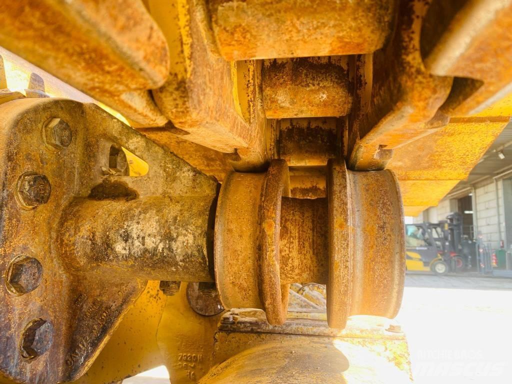 CAT 973 C 궤도식 로우더