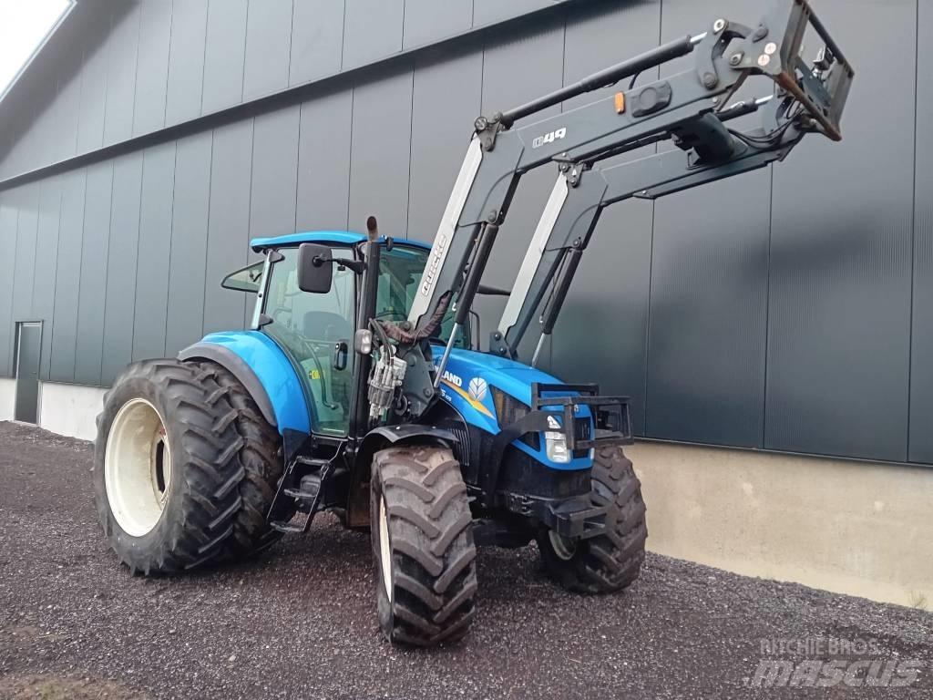 New Holland T 5.105 트랙터