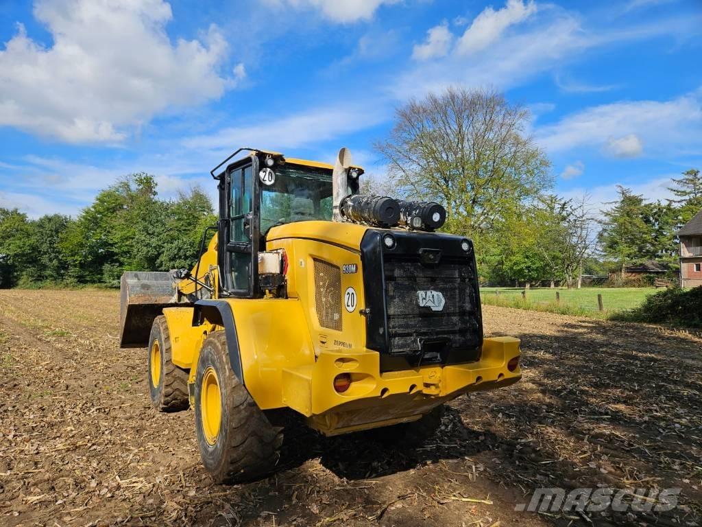 CAT 930 M  휠로우더