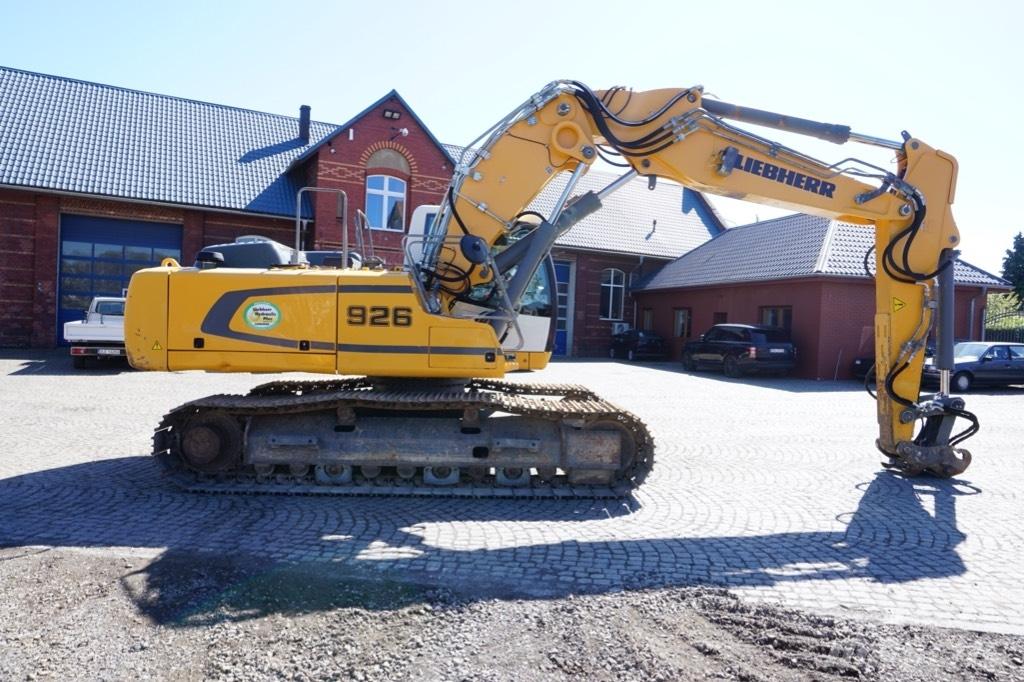 Liebherr R 926 SLC 대형 굴삭기 29톤 이상