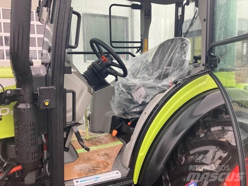 CLAAS NEXOS 240 S 트랙터