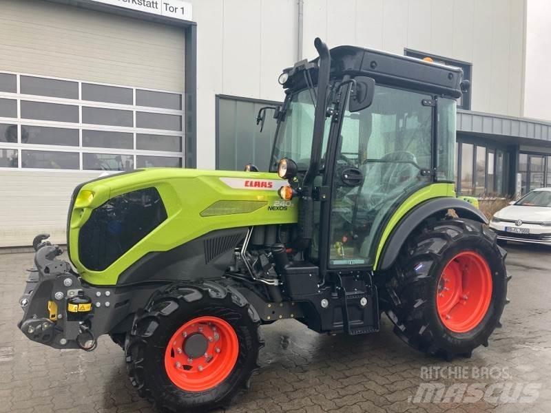 CLAAS NEXOS 240 S 트랙터