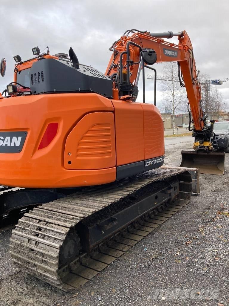 Doosan DX 140 LCR 대형 굴삭기 29톤 이상