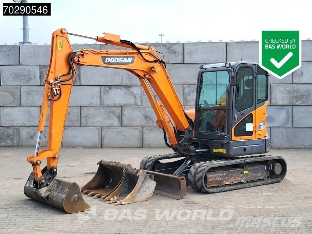 Doosan DX63-3 소형 굴삭기 7톤 미만