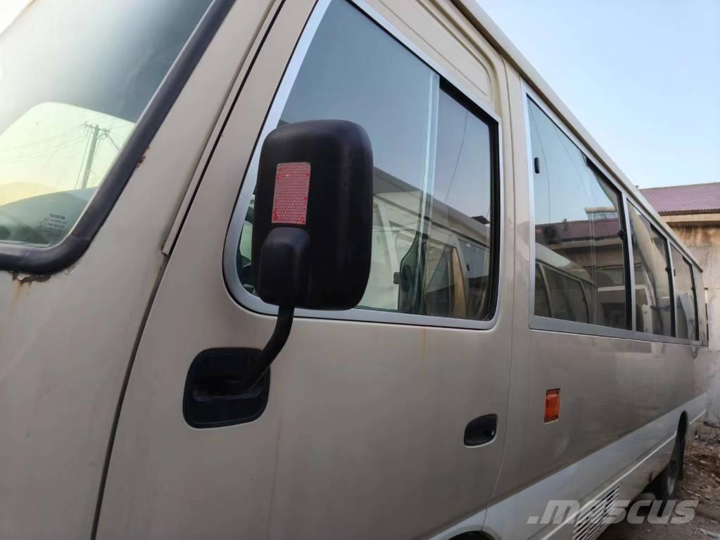 Toyota Coaster Bus 미니 버스