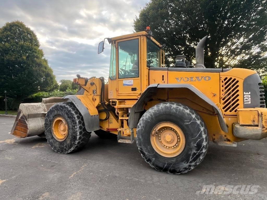 Volvo L120e  휠로우더