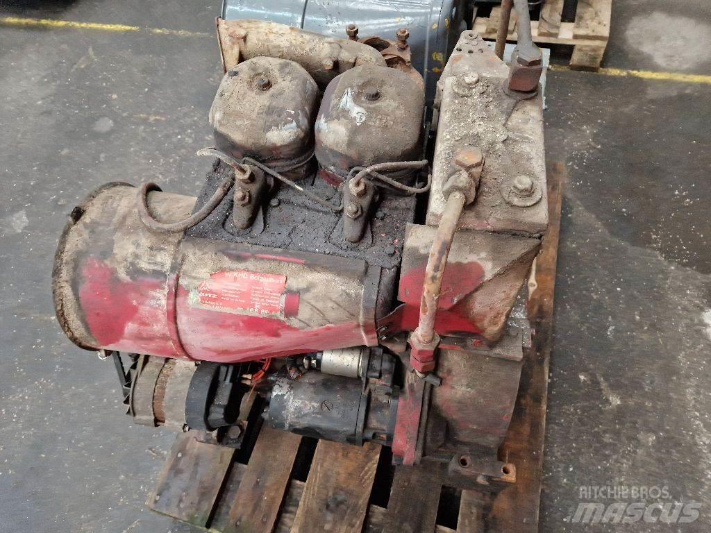 Deutz F2L912 엔진