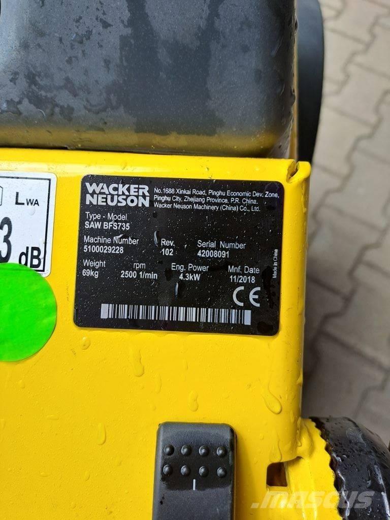 Wacker Neuson BFS735 암석 및 콘크리트 절단기