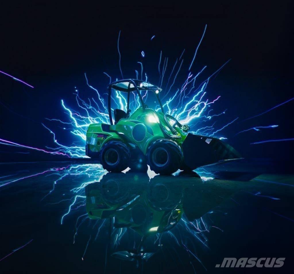 Avant e5-13  스키드로더