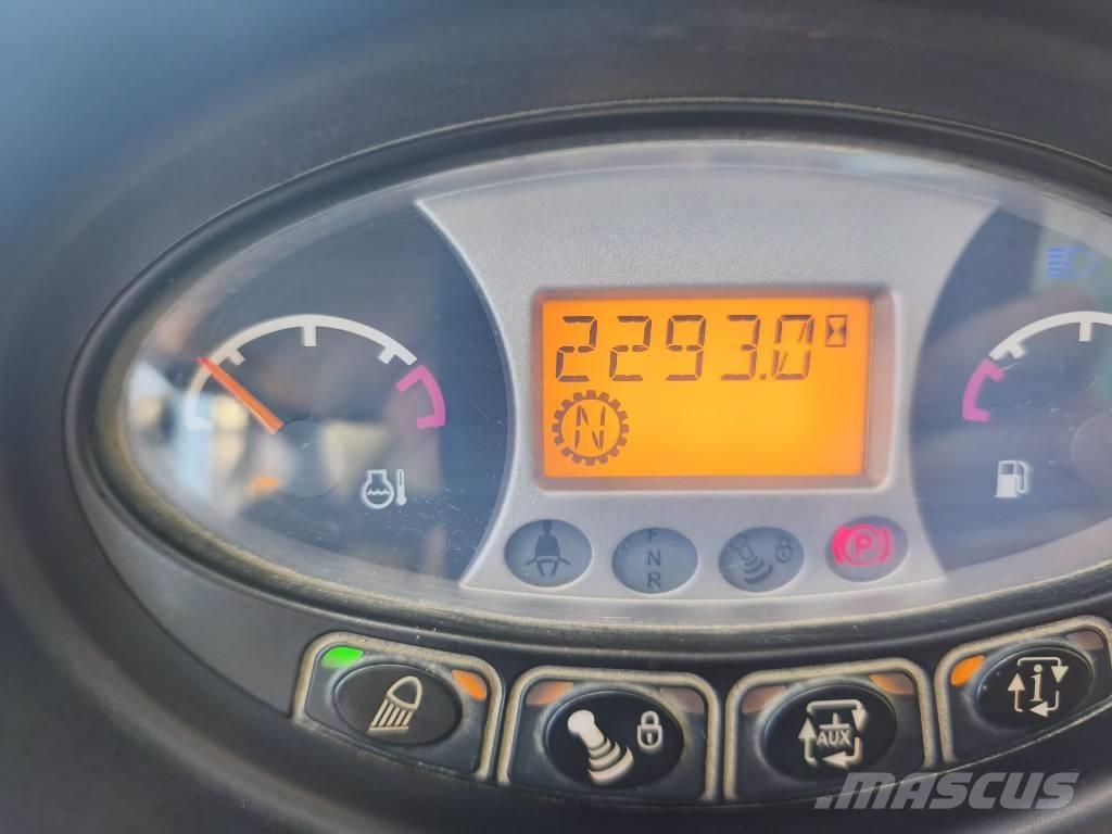 Bobcat T 40.180 텔러 핸들러