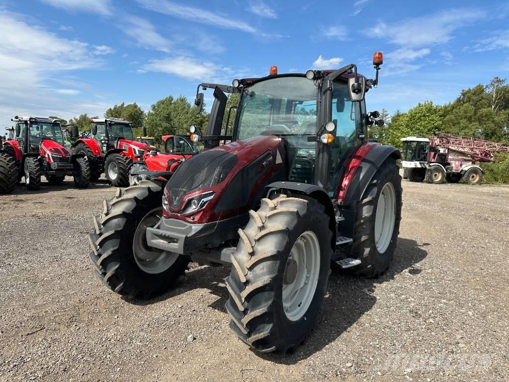 Valtra G 115 Active 트랙터