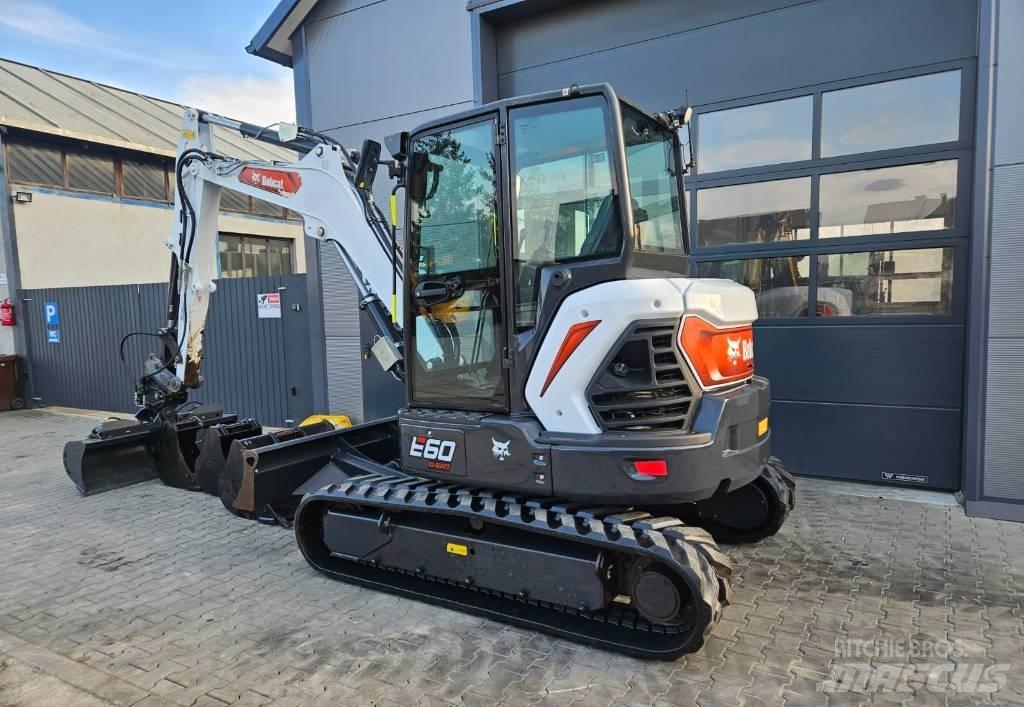 Bobcat E 60 소형 굴삭기 7톤 미만