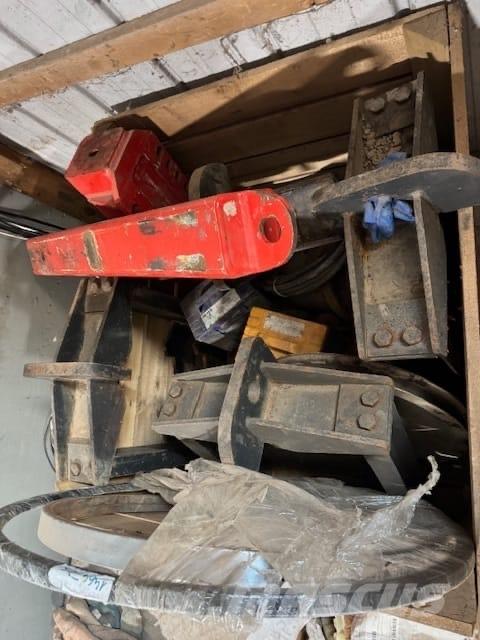 Comacchio CH-450 HT 도로 굴착기