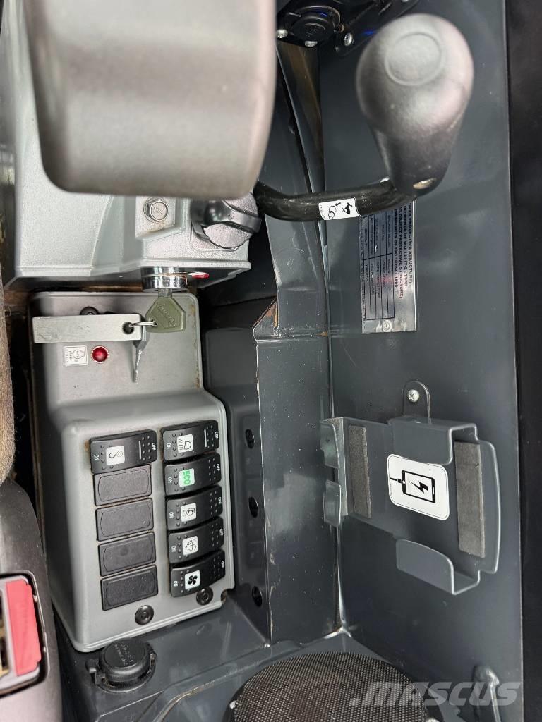 Yanmar Vio 23 소형 굴삭기 7톤 미만