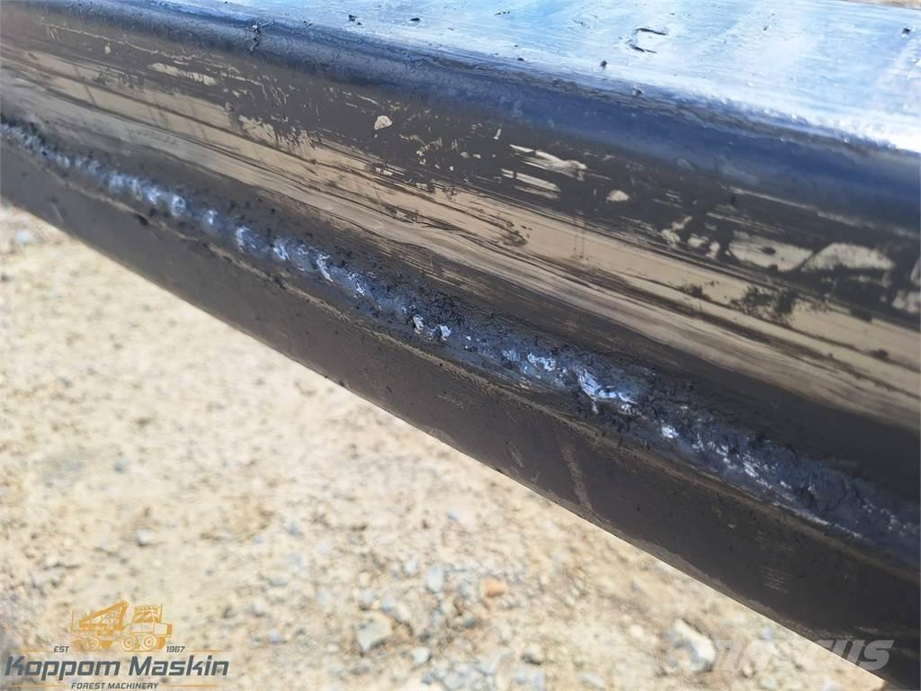 Loglift F71 포워더 크레인