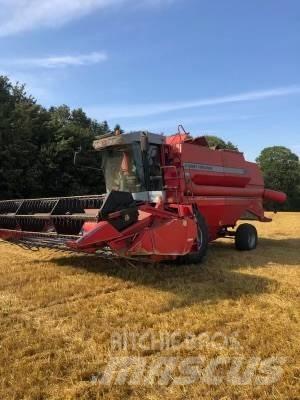 Massey Ferguson 36 콤바인 수확기