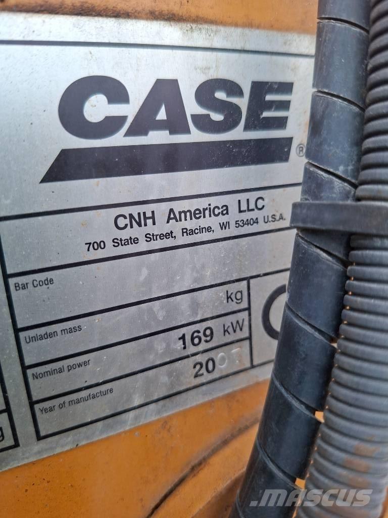 CASE 821 E  휠로우더