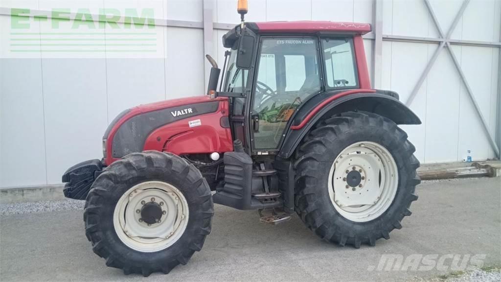 Valtra N101 PRO 트랙터