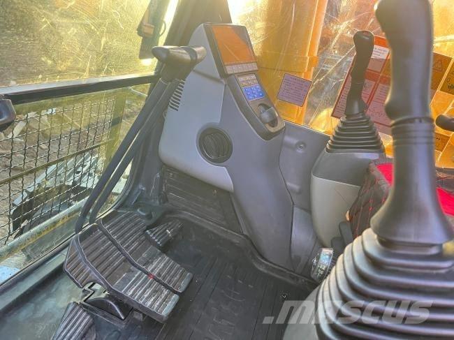 Komatsu PC 450 대형 굴삭기 29톤 이상