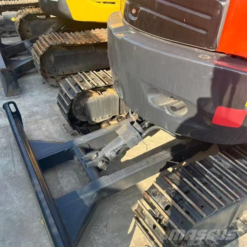 Kubota U 35 소형 굴삭기 7톤 미만