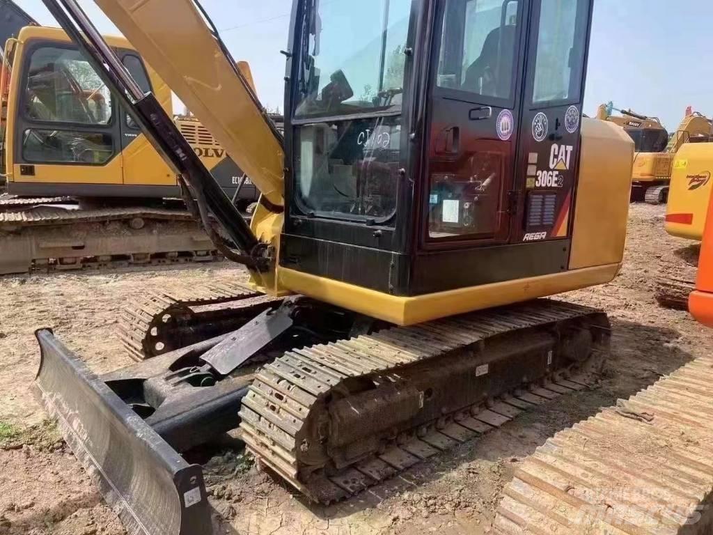 CAT 306 소형 굴삭기 7톤 미만