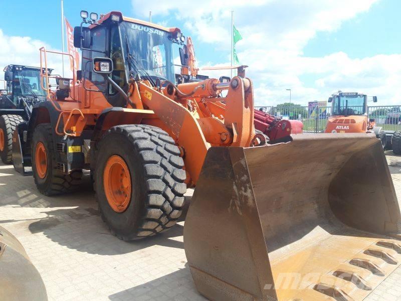 Develon DL350-5  휠로우더