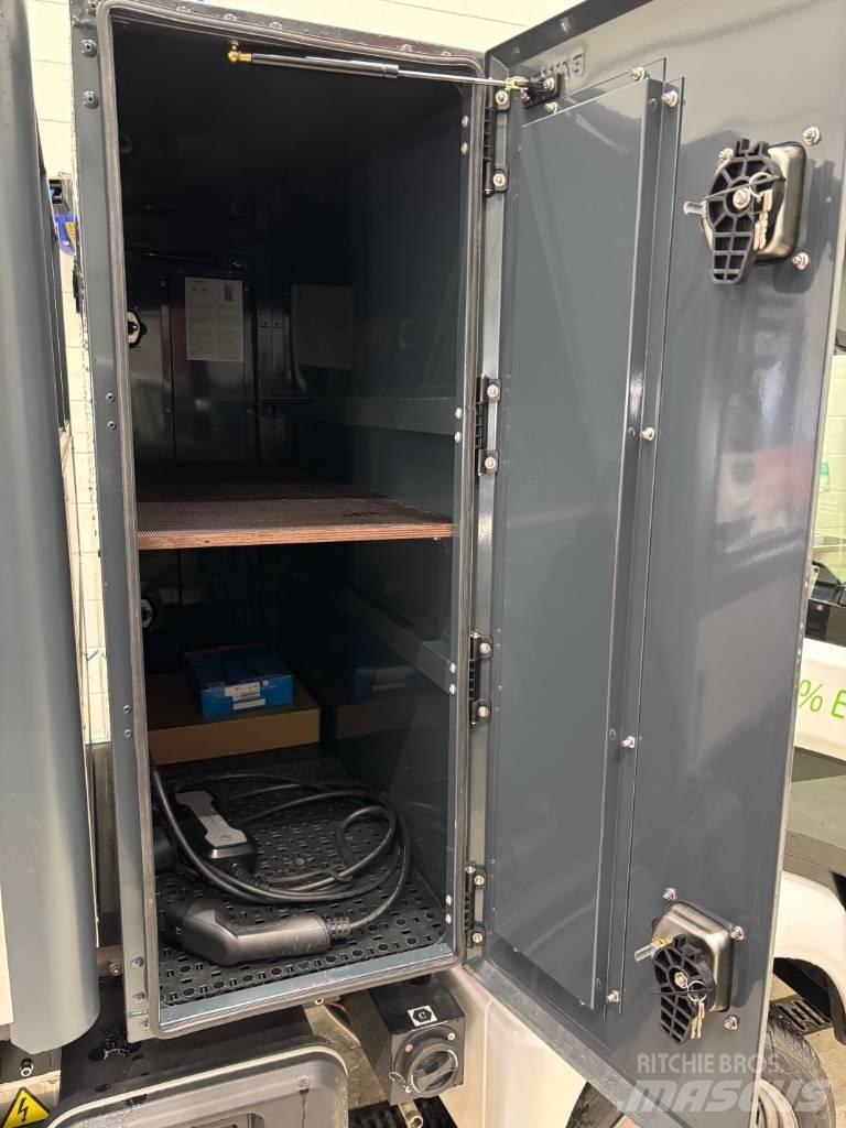  Addax MT15x 티퍼 밴